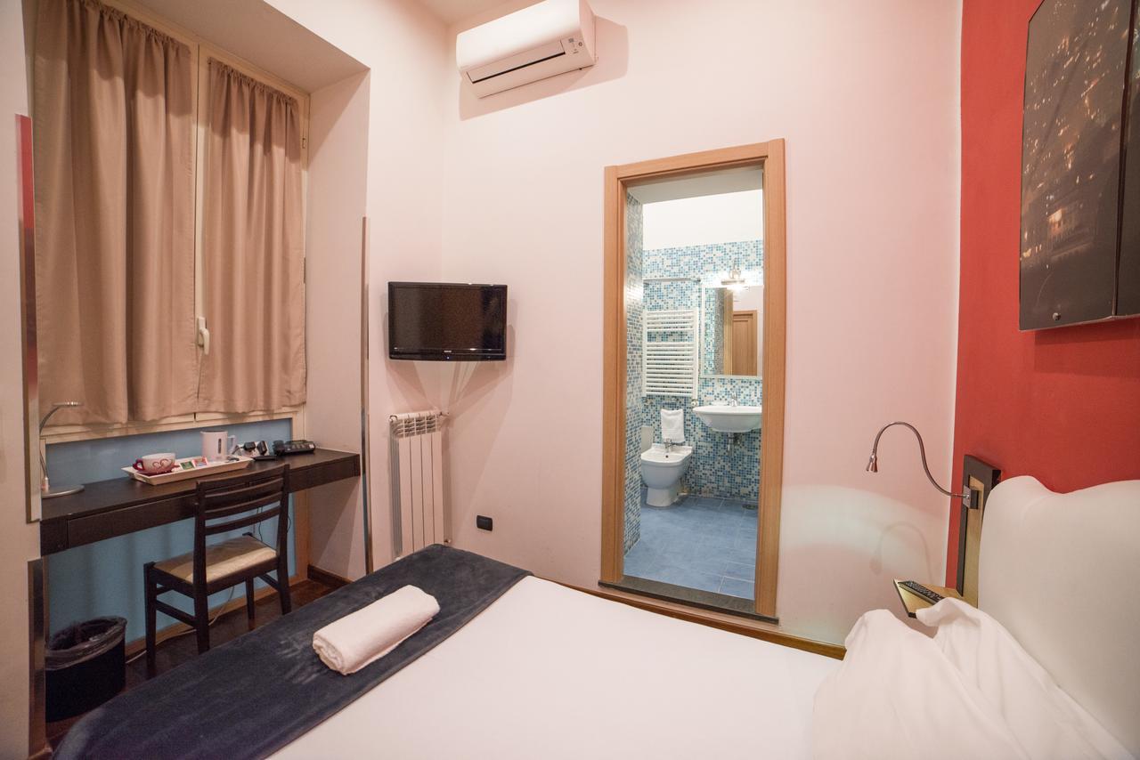 B&B Chiaia 32 Napoli Esterno foto